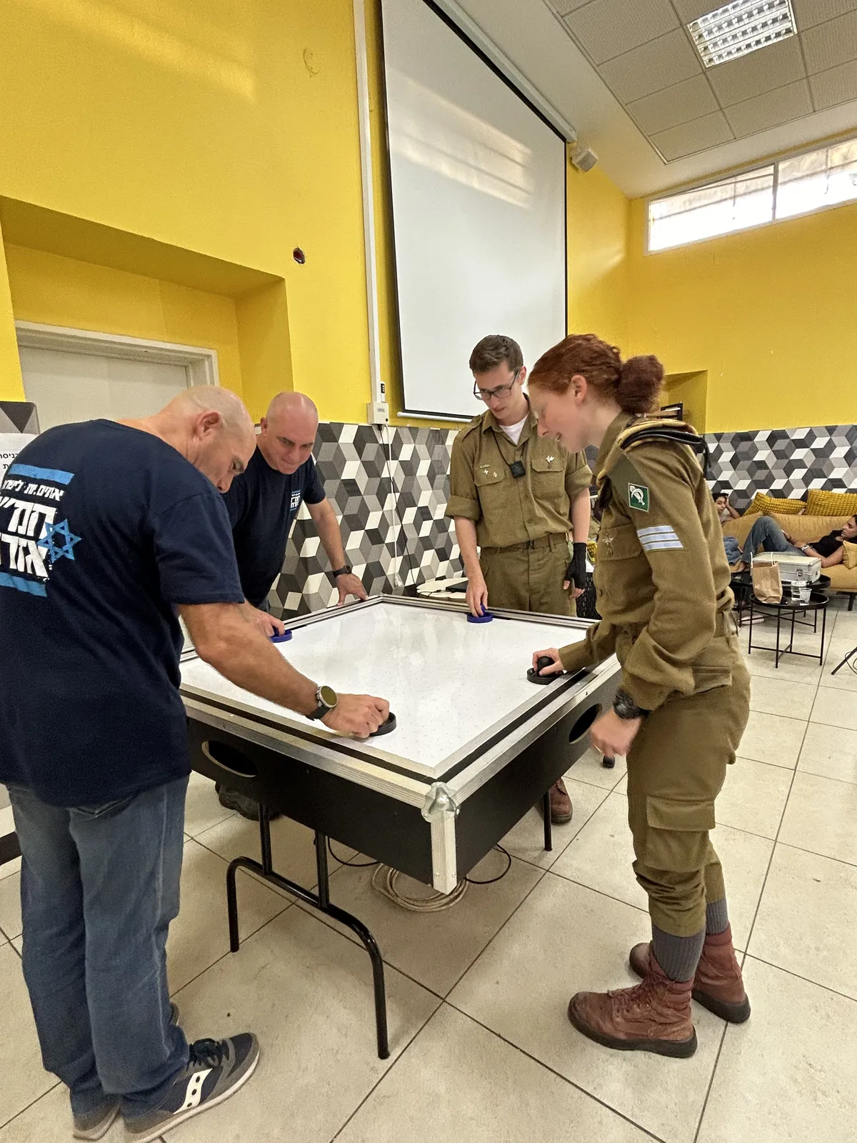פורטונה מתחם נוער  תמונה מהפקה של שוש 26